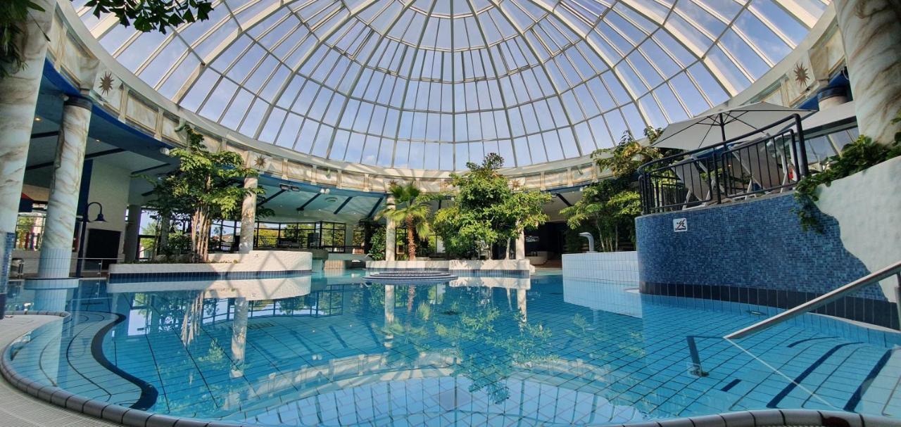 Vital Hotel Rhein Main Therme Wellness Resort & Spa Хофхайм ам Таунус Екстериор снимка