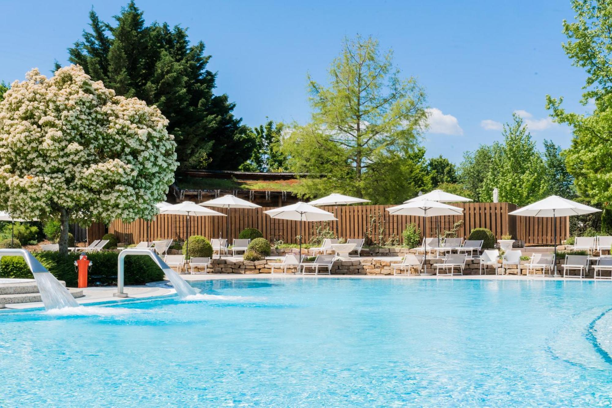 Vital Hotel Rhein Main Therme Wellness Resort & Spa Хофхайм ам Таунус Екстериор снимка