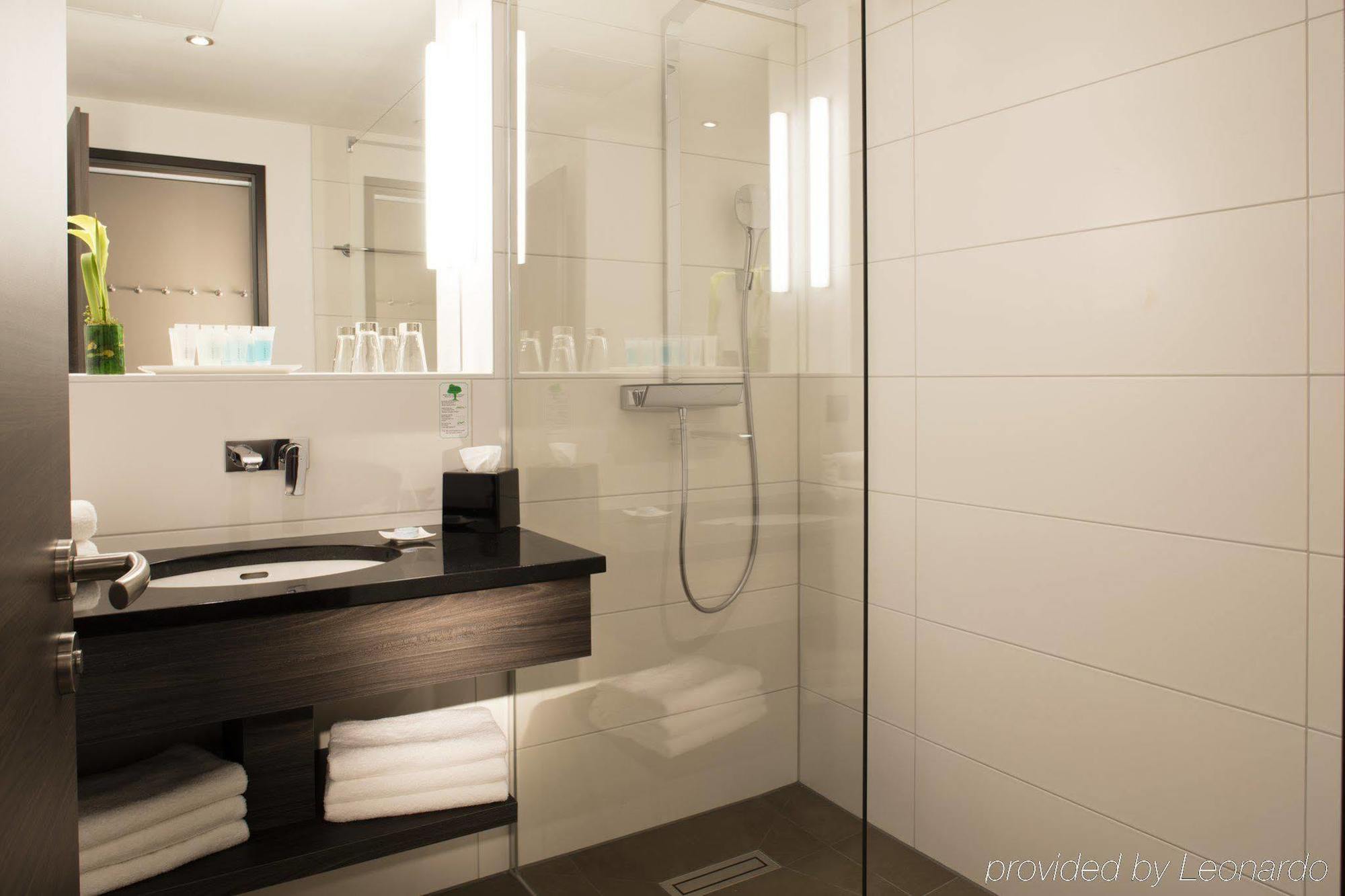 Vital Hotel Rhein Main Therme Wellness Resort & Spa Хофхайм ам Таунус Екстериор снимка